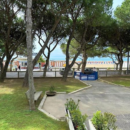 Blu Residence Lignano Sabbiadoro Buitenkant foto